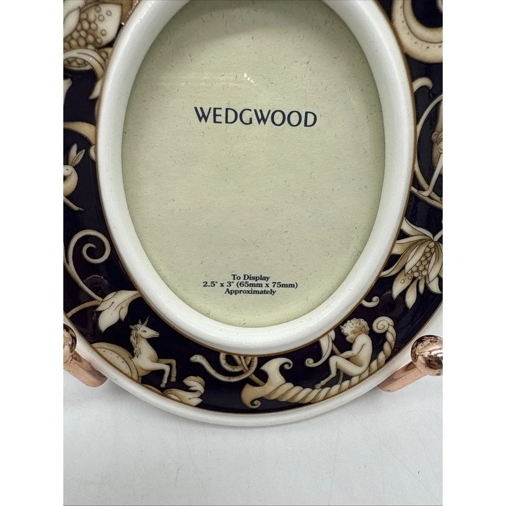 Wedgwood cornucopia oval